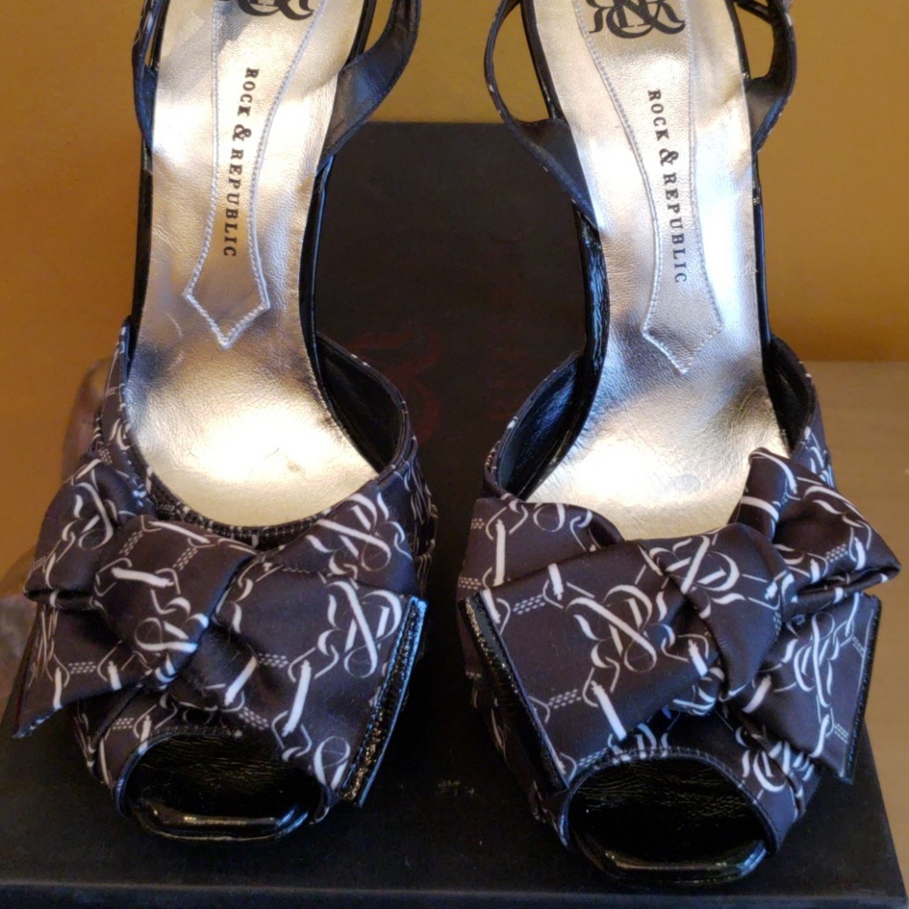 Rock & Republic Black & White Shoes - Picture 7 of 8